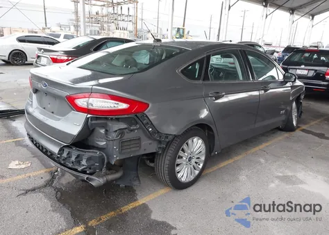 2014 Ford Fusion Energi Se Luxury z USA, uszkodzony, nr VIN 3FA6P0PU1ER269314